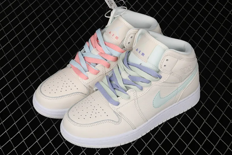 All categories Air Jordan Jordan series basketball shoes Air Jordan 1 Mid Air Jordan 1 Ret High AJ1 Joe 1 rice white mandarin duck hook 555112-035